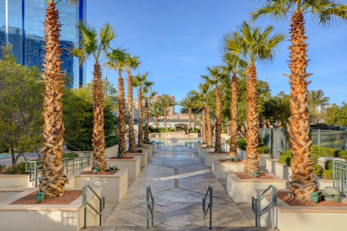 Mgm Signature-25-609 Strip View Jacuzzi Studio Λας Βέγκας Εξωτερικό φωτογραφία
